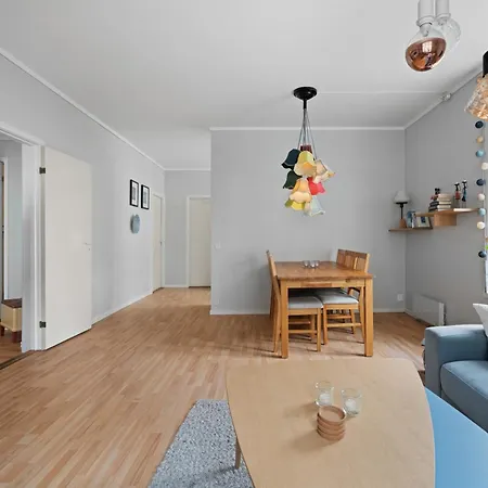 Your Local Dream In The Heart Of The Μπέργκεν